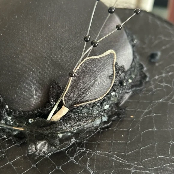 Vintage Black Wide Brim Hat w Veil - Picture 6 of 14